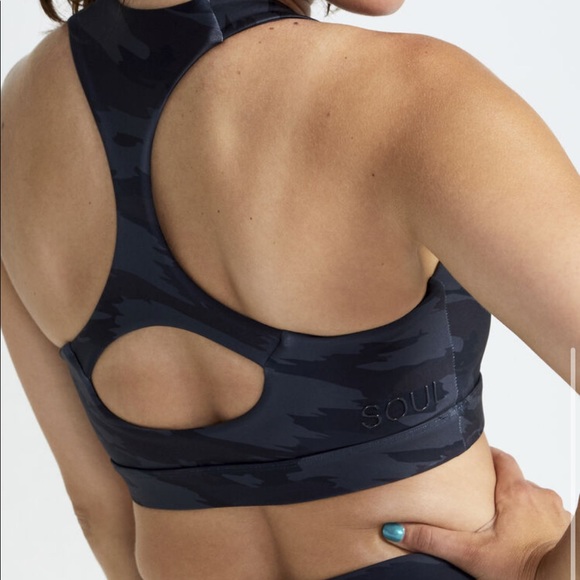 Soul cycle camo bra - Picture 4 of 4